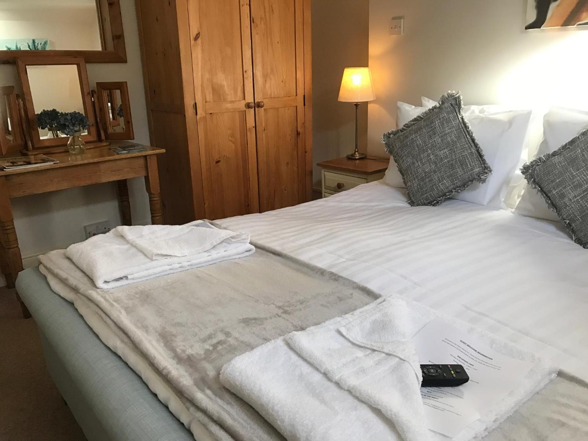 The Coach House Inn Oakham Phòng bức ảnh